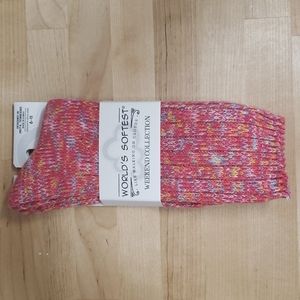 NWT Women's 'World's Softest' socks in pink